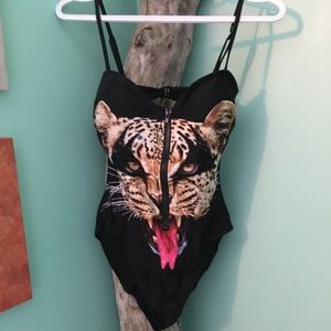 1 piece bathing suit